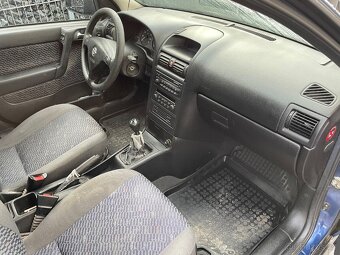 Opel Astra 1.6i 16V 74 kw Cluba -2002 - 7