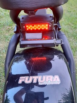 Elektrokoloběžka Nitro Scooters Futura 2000 - 7