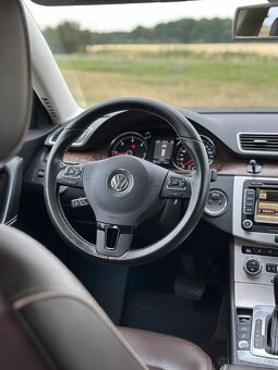 Volkswagen Passat B7 2.0 TDI 130kW DSG Exclusive - 7