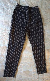 Dámské kalhoty zn.MERGLER v.40 z pružné džínoviny - 7
