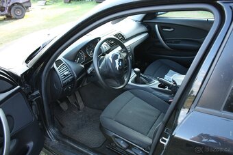 Prodám náhradní díly BMW 1 , 118i r. 2008 E87 - 7
