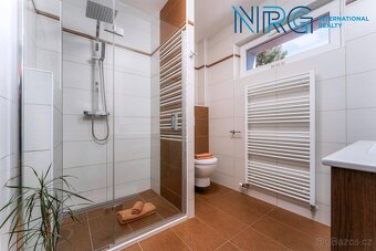 Prodej rodinného domu, užitná plocha 187 m², pozemek 819 m², - 7
