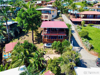 Two Story Wooden Home Czech Village, Roatan - 7