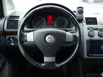 Volkswagen Touran 2.0 TDi , 103 kW nafta, 2009 - 7