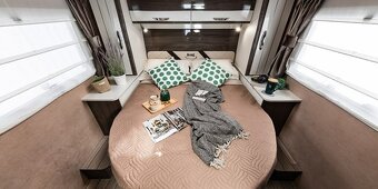 Půjčím plně integrovaný obytňák do 3,5 t McLouis NEVIS 879 - 7