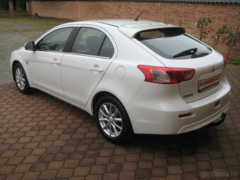 MITSUBISHI LANCER 1.6 MIVEC 1.MAJ,SERVISKA,TAŽNÉ - 7