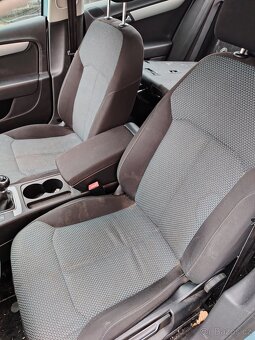 VW Passat combi B7 1.6TDi 77kW - 2012 - dovoz DE - závada - - 7