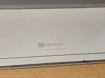 Microsoft GO3 128 Gb 8 Gb ram - 7