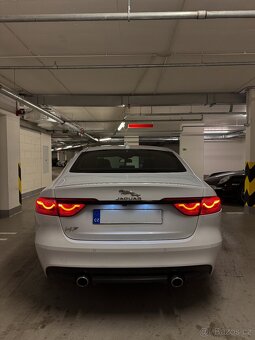 Jaguar XF 3.0D V6 R-SPORT - 7