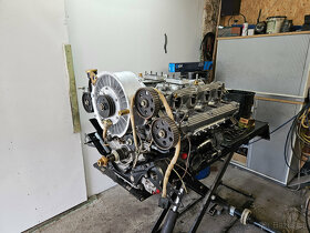 Tatra 613 / 700 Náhradní díly - 7