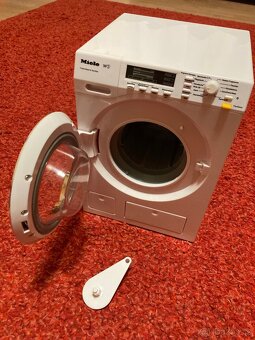 Pračka, žehlička, sušák - set hraček - 7