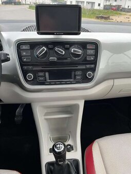 VW Up 1.OMPI 55kw Klima Alu Panorama Model 2013 - 7