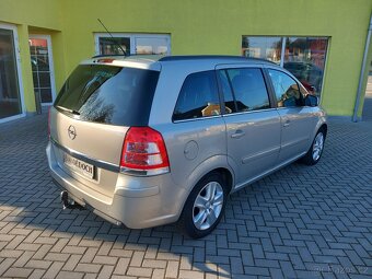 Opel Zafira 1.6i TAŽNÉ 7 MÍST 2010 BEZ KOROZE - 7