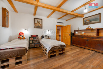 Prodej rodinného domu, 2511 m², Polička - Lezník - 7