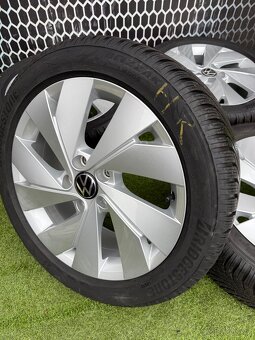 Originální Alu kola 5x112 VW Golf 8  205/50/17 - 7
