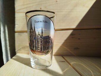 HRADČANY 100% STAV MALOVANÁ UPOMÍNKOVÁ SKLENICE - 7