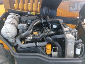 Teleskopický manipulátor JCB 535-95 Agri Super T4f - 7