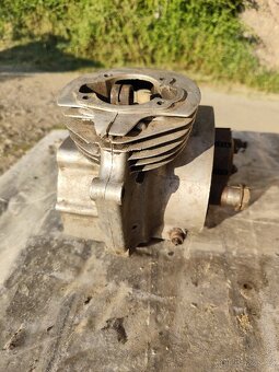 Polo motor ČZ 175 502 - 7
