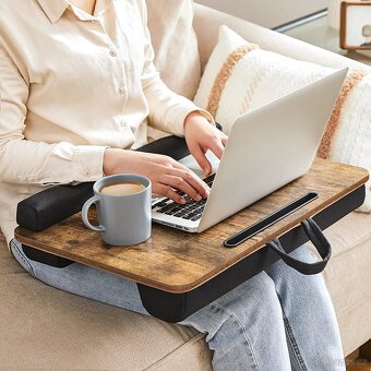 NOVÁ PODLOŽKA - POLŠTÁŘ POD LAPTOP - 7