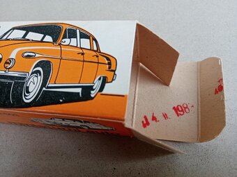 Tatra 603- IGRA, autíčko -stará hračka , 80.léta ČSSR - 7