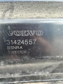 Kapota Volvo XC60 2 3093A261 - 7