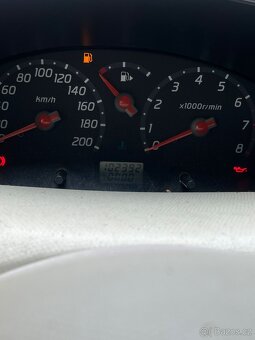 Nissan Micra - 7