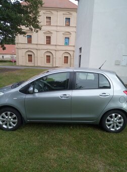 Toyota Yaris 1.3 VVTi 64kw rok 2008 Team edition - 7