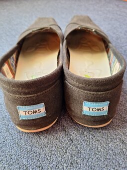 Obuv mokasíny espadrilky nazouvací boty Toms vel. 45 - 7