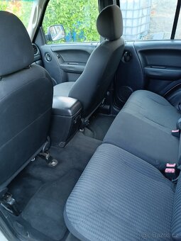 Jeep Cherokee KJ - 7