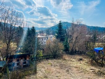 RD se zahradou v Karolince - 7