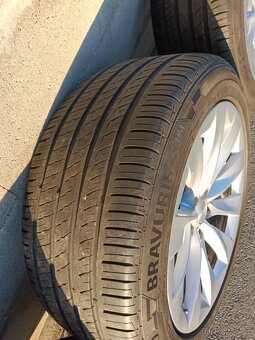ALU 20" 5x120 Tesla nové pneu čidla - 7
