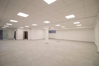Pronájem, obchodní prostor, 180 m², Chodov, náměstí ČSM - 7