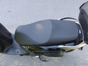 Honda Sh 150,najeto pouze 6 850 km, TOP STAV, STK do 05/2029 - 7