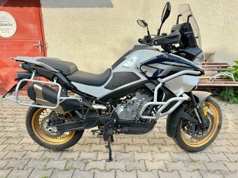Cfmoto mt 800 explore - 7