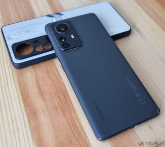 Xiaomi 12 Pro 5G-6,73"WQHD 120Hz,8x3Ghz,12GB/256,50+50+50Mp - 7