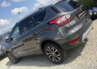 Ford Kuga 1,5 110kW 1MAJITEL ČR benzín manuál 110 kw - 7