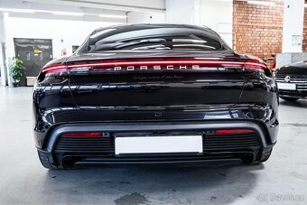 Porsche Taycan - 7