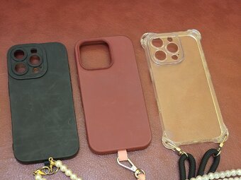 Apple iPhone 16 Pro - Zlatý - 7