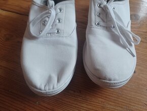 Bílé plátěnky 40 - 7