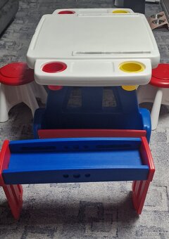 Prodám dětský stolek step 2 - 7