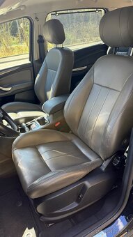 Ford S-Max 2.0 benzin 2011 automat 7mistny - 7