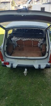 Trabant 601 combi + další motor a díly - 7