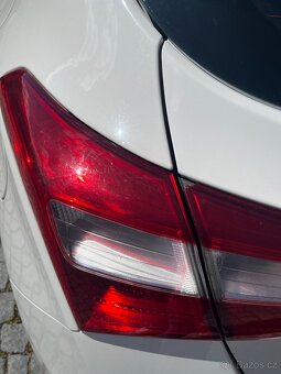 Hyundai i30 1.6 crdi - 7