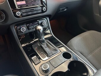 Volkswagen Touareg 3.0 TDI - CZ - 1.Majitel - DPH - 7