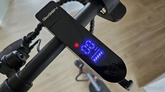 Elektrická koloběžka Gogen Voyager S801b - 7