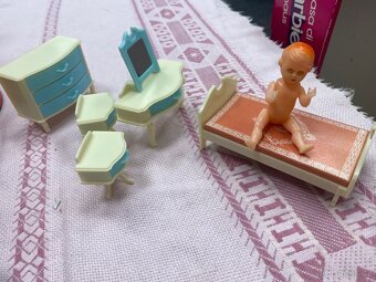 Nábytek pro panenky - 7