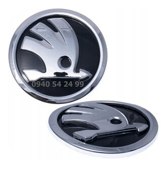 Znak, logo kapoty / kufra - 7