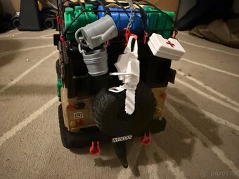 RC Land Rover RMT s příslušenstvím expedice - 7