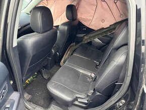 Díly z vozu Peugeot 4007 2.2 hdi - 7