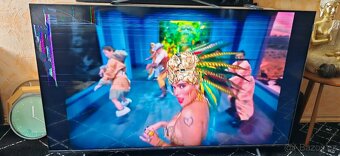 4K QLED televize TLC 55" - 139 cm - 7